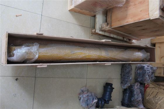 تخصيص أجزاء الحفر الهيدروليكية أسلحة الأسطوانة Assy R140LC-7 31N4-50130 لهيونداي