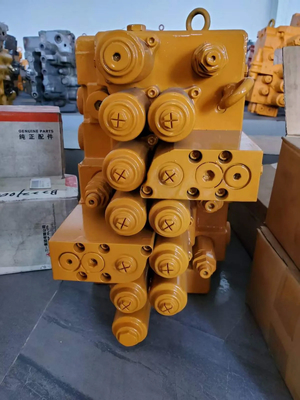قطع الغيار R110-7 31N3-10110 صمام التحكم في الحفارة Assy For Hyundai Parts