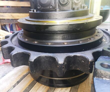 قطع غيار المحرك المكبسي المحوري EX160-5 لـ Hitach Excavator Spare Parts 4359799