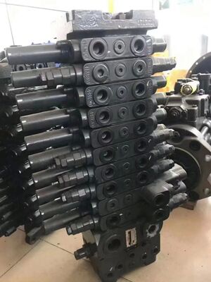 EX55 ZX60 4310051 4348186 4668463 مجموعة صمام التحكم الرئيسي الهيدروليكي لأجزاء الحفارات الصغيرة هيتاشي DPK-T04-6P2G-AB